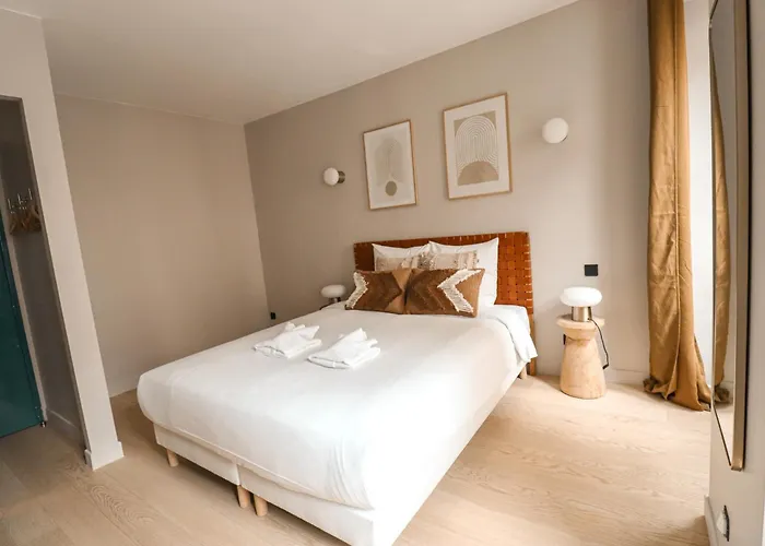 Appartement Stylish Close To The Eiffel Tower Parijs